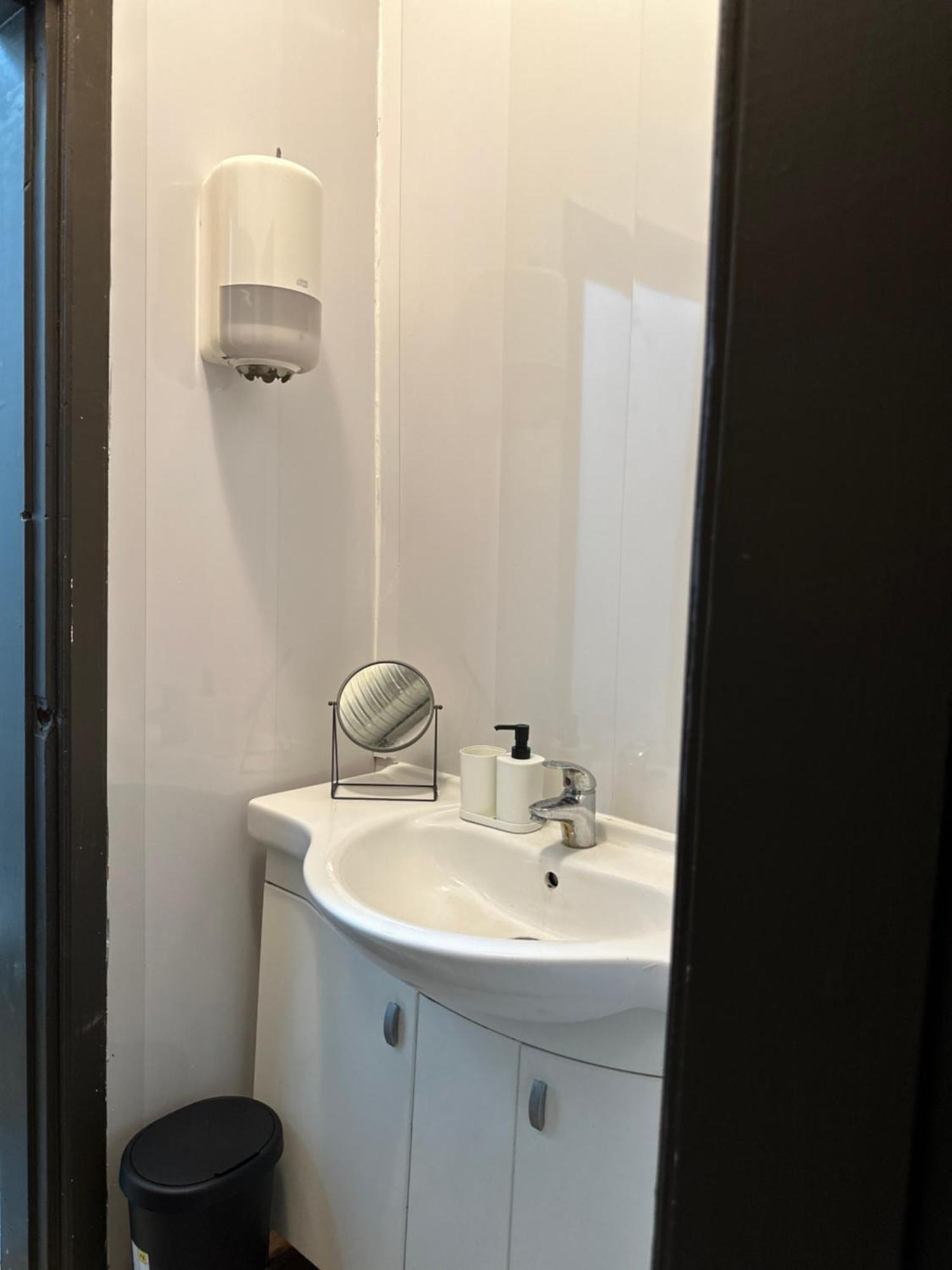 The Kliefs Vilnius - Virtual Check-In Pansiyon Dış mekan fotoğraf